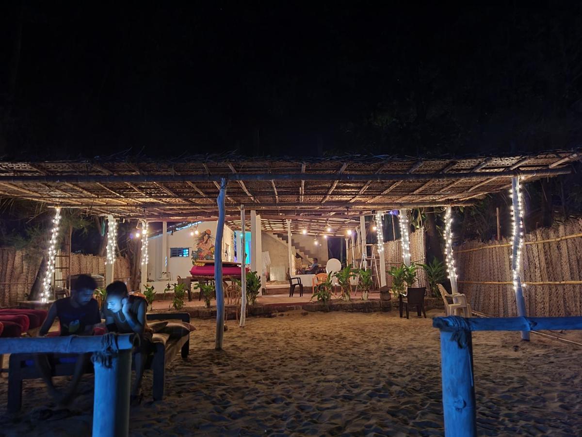 Surya Beach Cafe And Stay Gokarna  Exterior photo