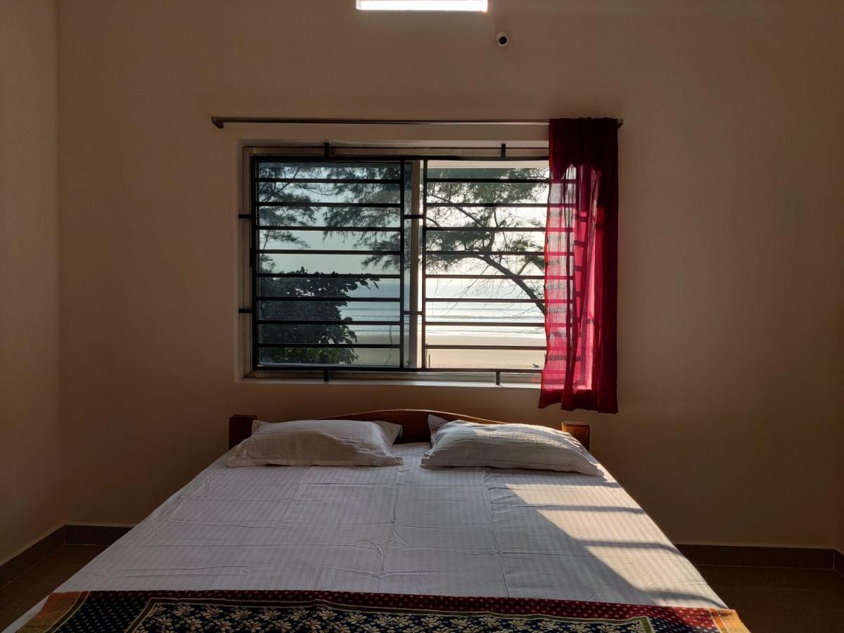 Surya Beach Cafe And Stay Gokarna  Exterior photo