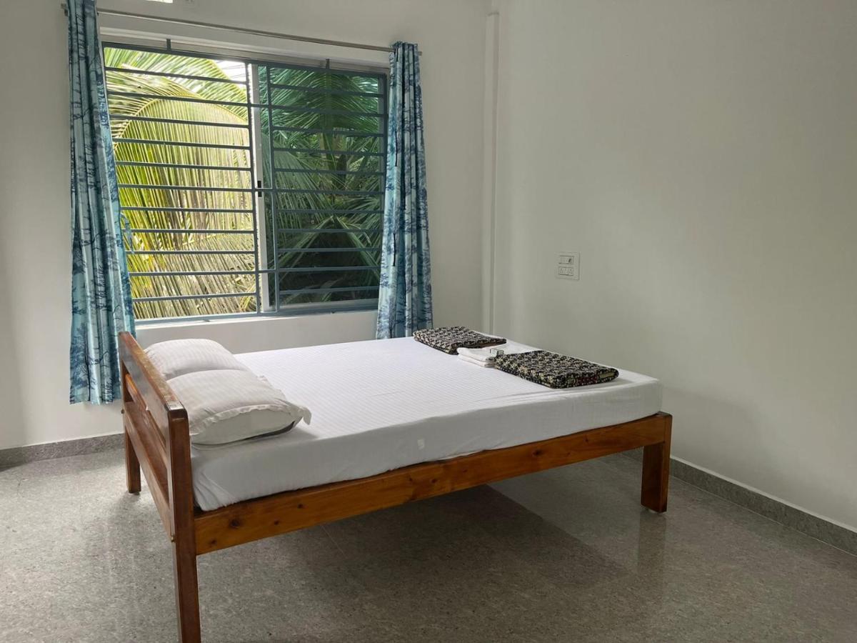 Surya Beach Cafe And Stay Gokarna  Exterior photo